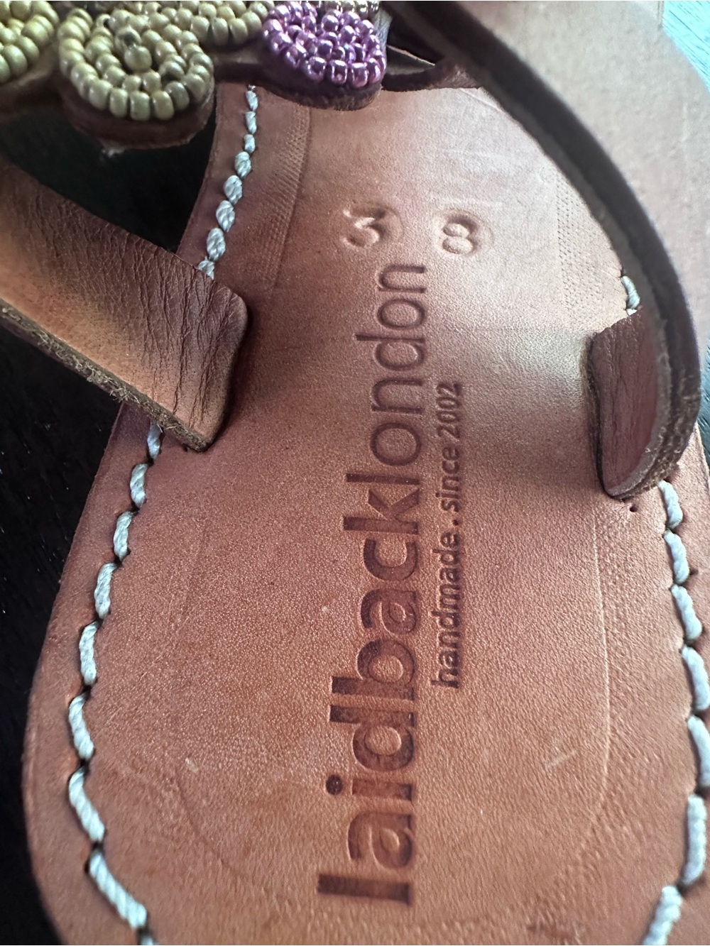 Free People Laidback London Brown Leather Floral Beaded T Strap Sandals 38 7 NWT - Picture 4 of 5